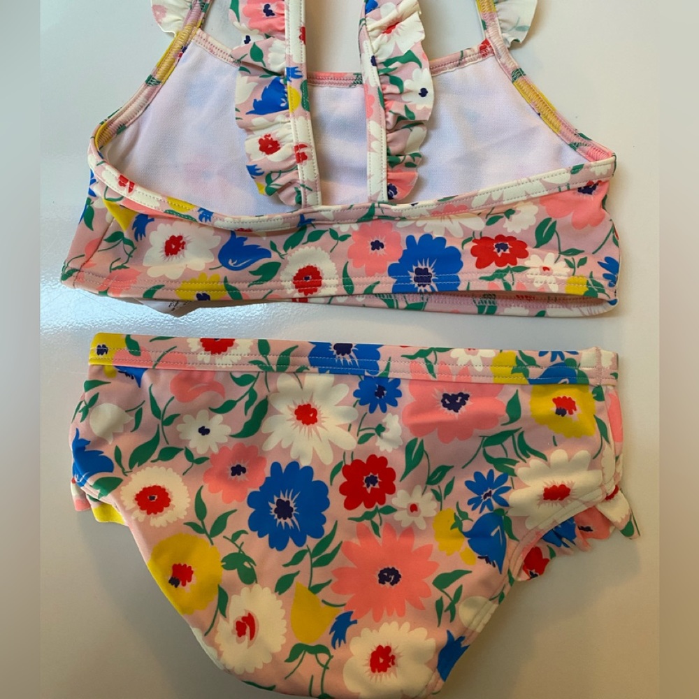Mini Boden 3T-4T girls flower swimsuit. New without tags; never worn.